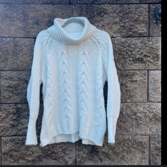 Anthro: Moon & Madison Chenille cable knit turtleneck - Picture 3 of 3